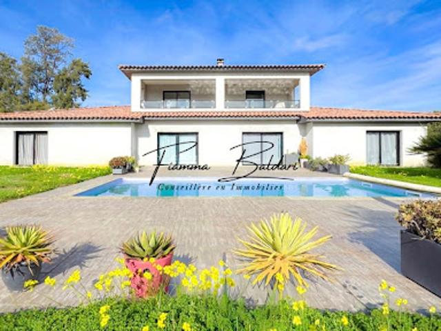 Vente Maison 6 pièces 212 m2 Castellare di Casinca