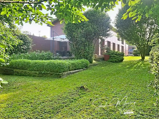 Vente Maison 6 pièces 213 m2 Artigues près Bordeaux