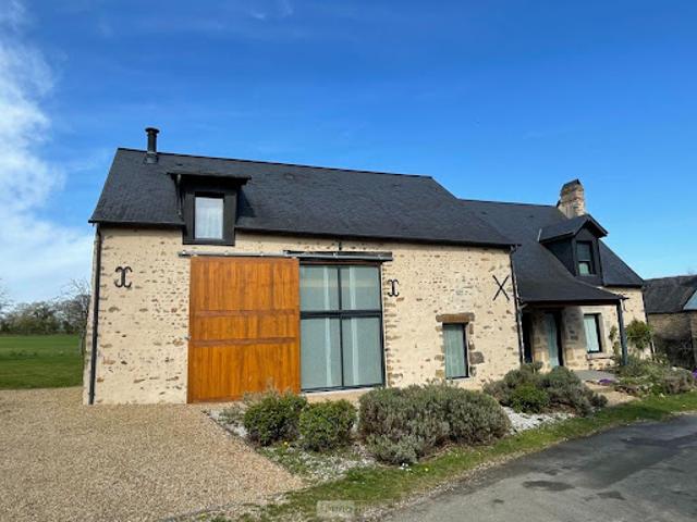 Vente Maison 6 pièces 213 m2 Saint Léonard des Bois