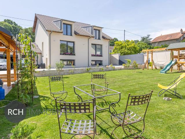 Vente Maison 6 pièces 207.9 m2 La Queue les Yvelines