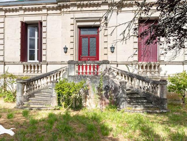 Vente Maison 6 pièces 225 m2 Saint Aubin de Blaye