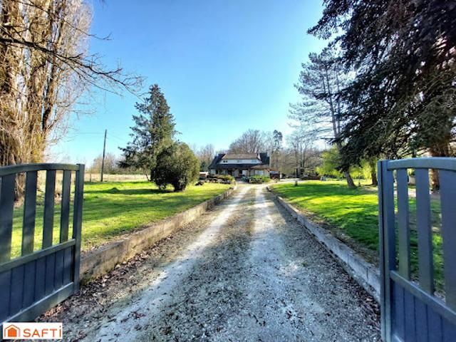Vente Maison 6 pièces 226 m2 Avreuil