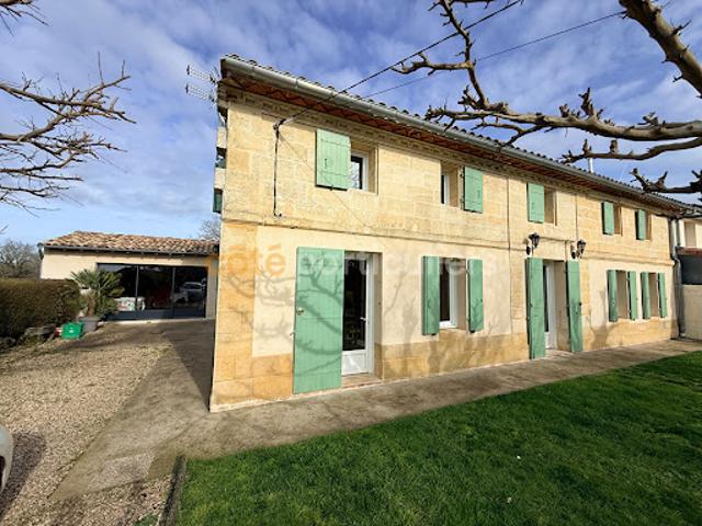 Vente Maison 6 pièces 227 m2 Néac