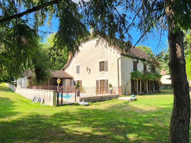 Vente Maison 6 pièces 227 m2 Beaumotte Aubertans