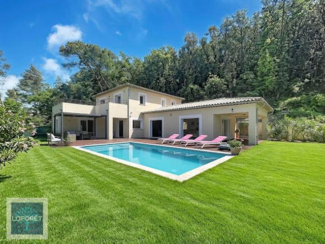 Vente Maison 6 pièces 227 m2 Roquefort les Pins