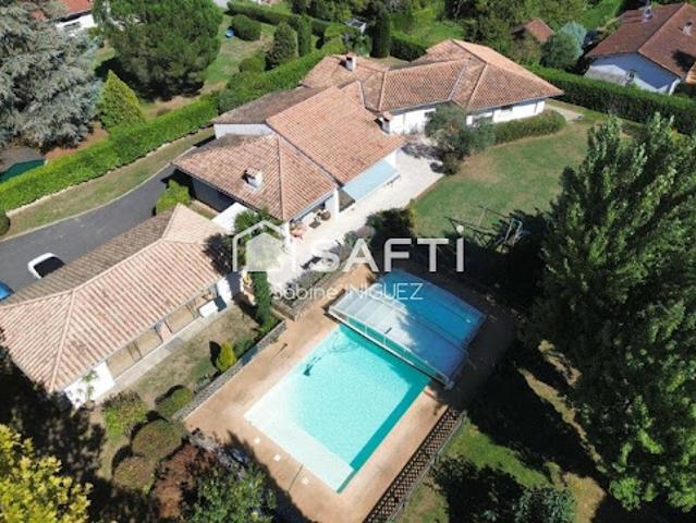 Vente Maison 6 pièces 228 m2 Mazamet