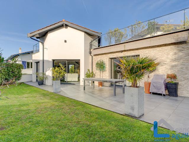 Vente Maison 6 pièces 228 m2 Hendaye