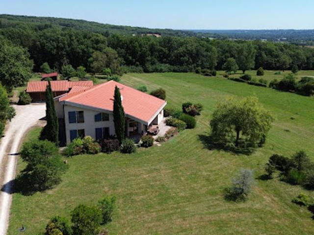 Vente Maison 6 pièces 220 m2 Lévignac