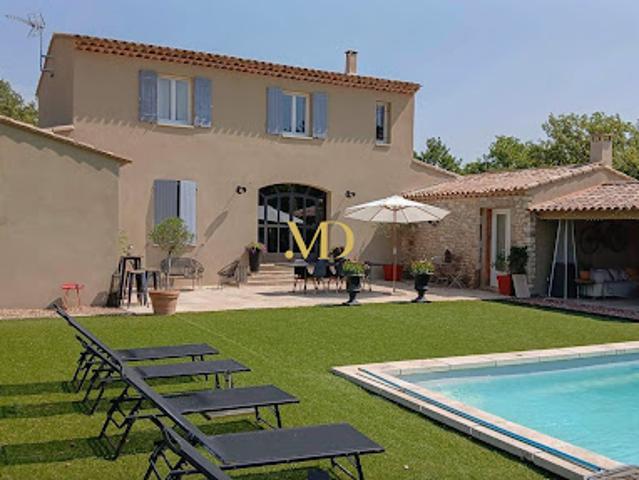 Vente Maison 6 pièces 220 m2 Roussillon