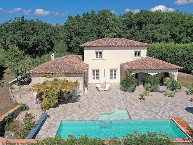 Vente Maison 6 pièces 222 m2 Callian