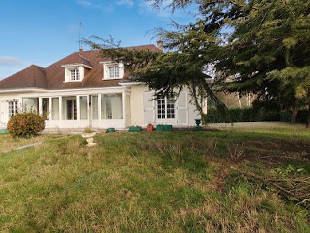 Vente Maison 6 pièces 222 m2 Chatellerault
