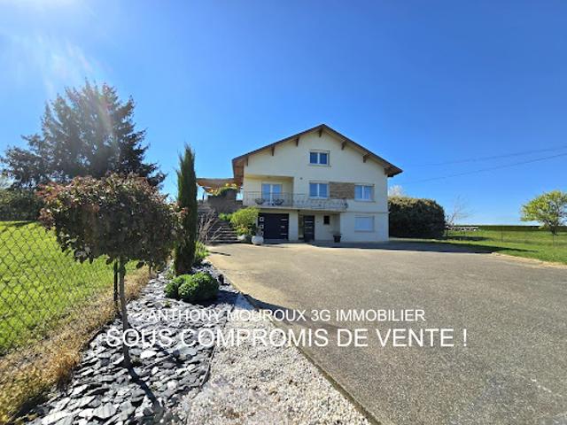 Vente Maison 6 pièces 222 m2 Viriat
