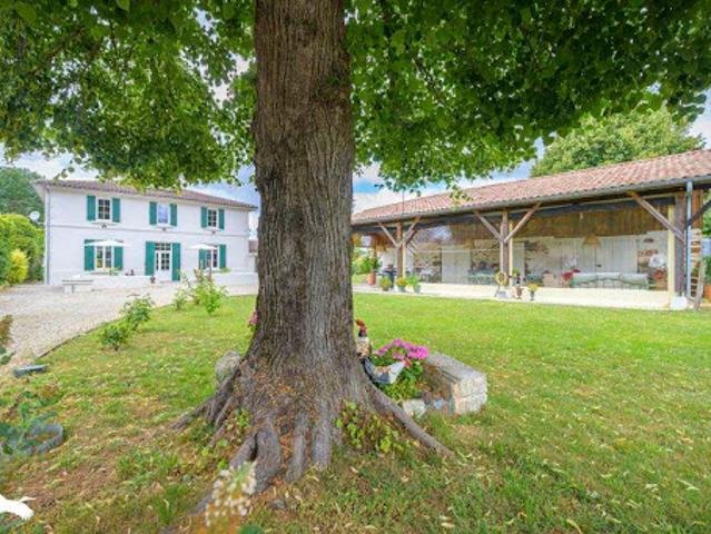 Vente Maison 6 pièces 223 m2 Mios