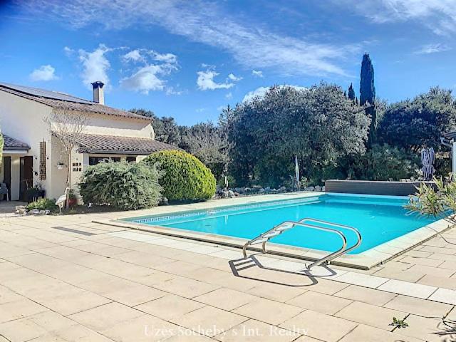 Vente Maison 6 pièces 223 m2 Uzès