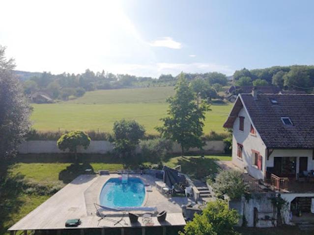 Vente Maison 6 pièces 235 m2 Massignieu de Rives