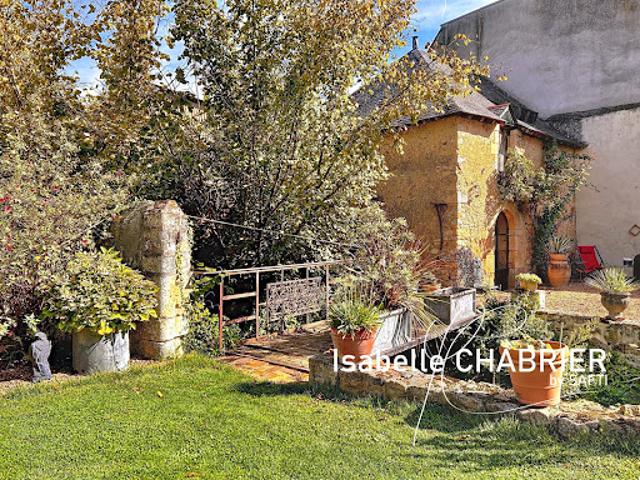 Vente Maison 6 pièces 235 m2 Durtal