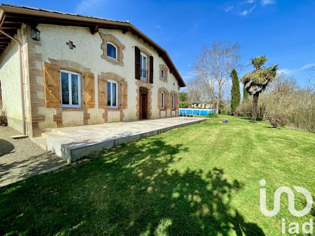 Vente Maison 6 pièces 235 m2 Escorneboeuf