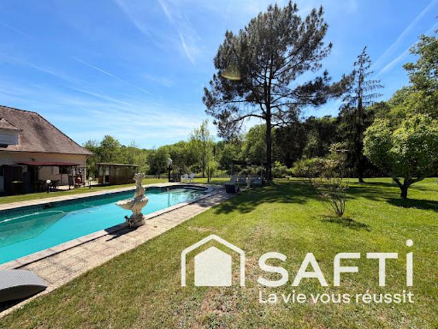 Vente Maison 6 pièces 235 m2 Pompignac