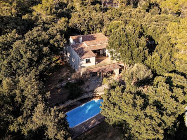 Vente Maison 6 pièces 235 m2 Saint Mathieu de Tréviers