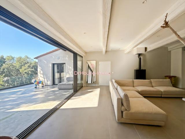 Vente Maison 6 pièces 235 m2 Saint Mathieu de Tréviers