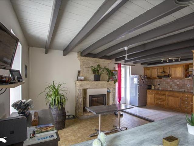 Vente Maison 6 pièces 236 m2 Bords