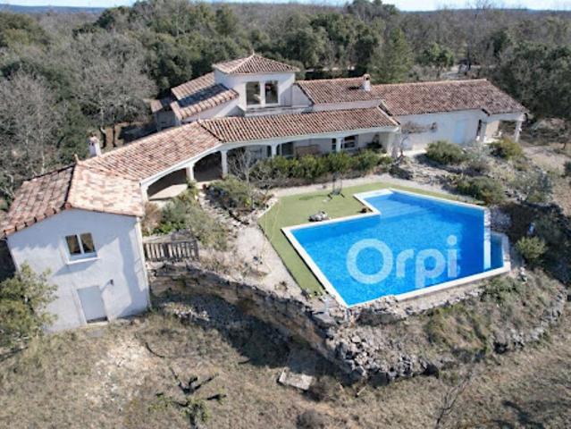 Vente Maison 6 pièces 238 m2 Barjac