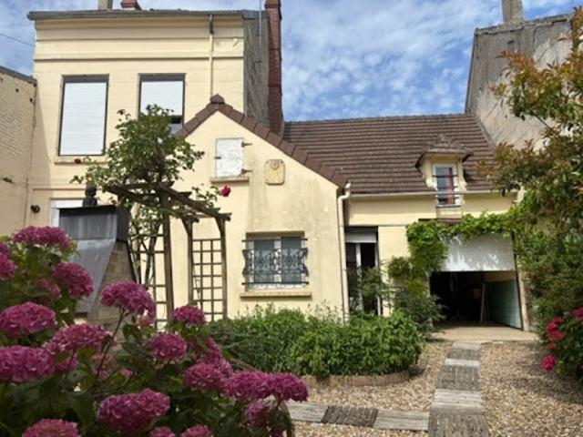 Vente Maison 6 pièces 238 m2 Liancourt