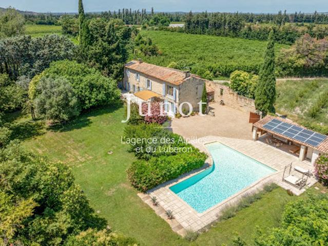 Vente Maison 6 pièces 230 m2 Boulbon