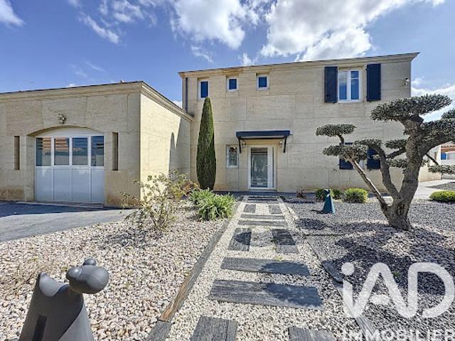 Vente Maison 6 pièces 230 m2 Caux