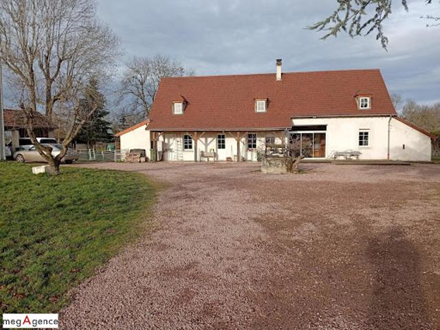 Vente Maison 6 pièces 230 m2 Perigny