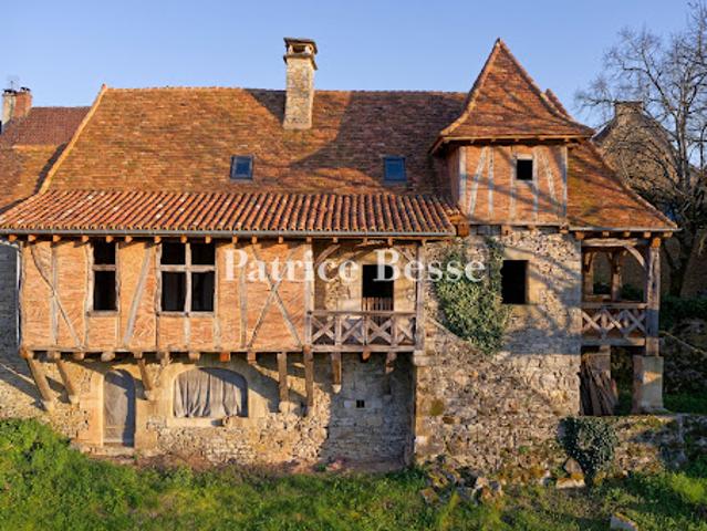 Vente Maison 6 pièces 231 m2 Excideuil