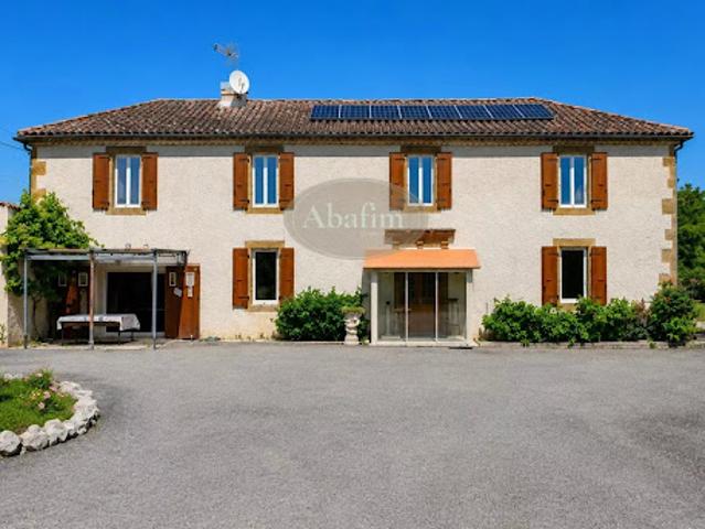 Vente Maison 6 pièces 231.3 m2 Masseube