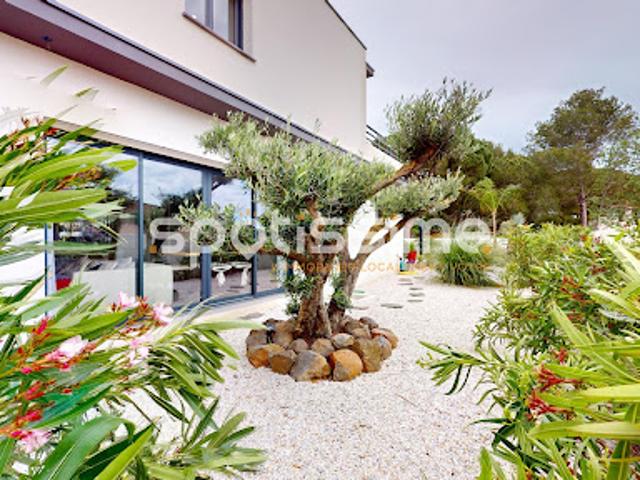 Vente Maison 6 pièces 232 m2 Grau d'Agde