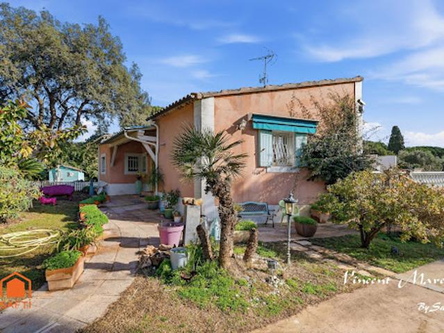 Vente Maison 6 pièces 232 m2 Hyeres