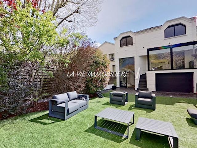 Vente Maison 6 pièces 233.08 m2 Bry sur Marne