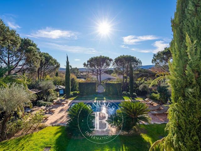 Vente Maison 6 pièces 233.84 m2 Grimaud