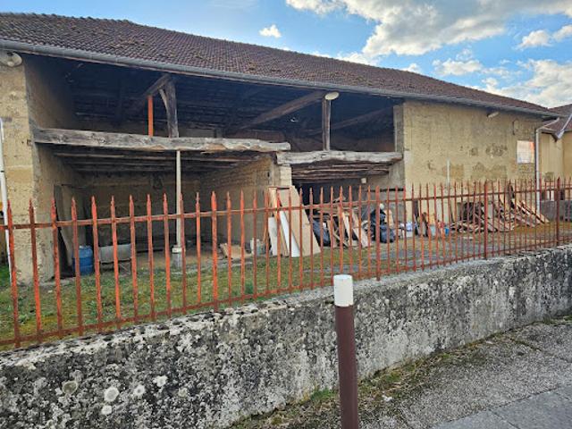 Vente Maison 6 pièces 244 m2 Eydoche