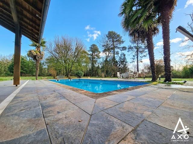 Vente Maison 6 pièces 248 m2 Saint Cricq Villeneuve