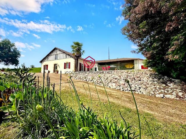 Vente Maison 6 pièces 249.31 m2 Projan