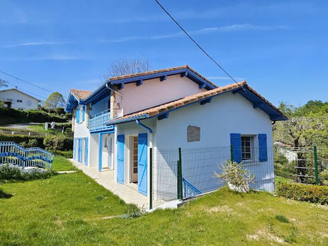 Vente Maison 6 pièces 240 m2 Mouguerre