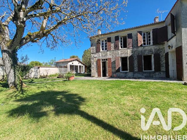 Vente Maison 6 pièces 240 m2 Breuil la Réorte