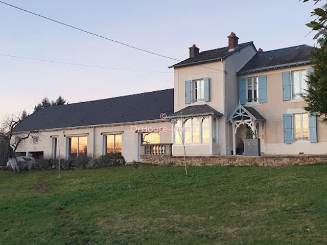 Vente Maison 6 pièces 240 m2 Saint Yrieix la Perche