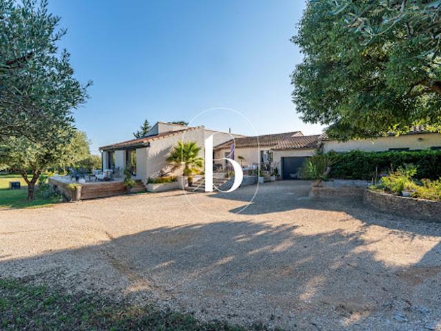 Vente Maison 6 pièces 240 m2 Uzès