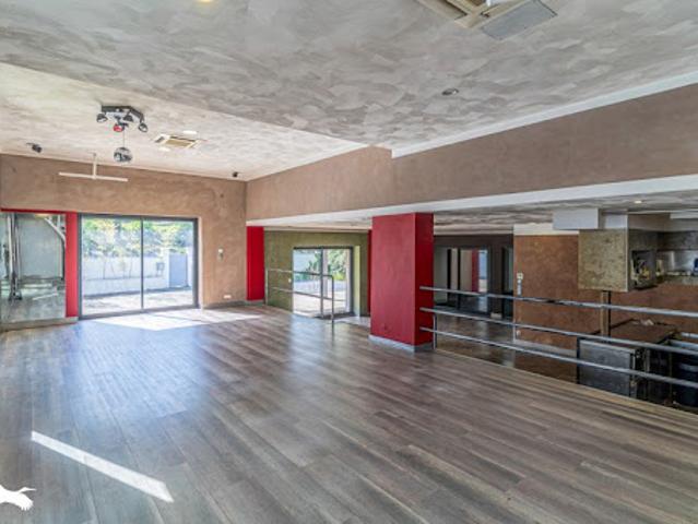 Vente Maison 6 pièces 240 m2 Villenave d'Ornon