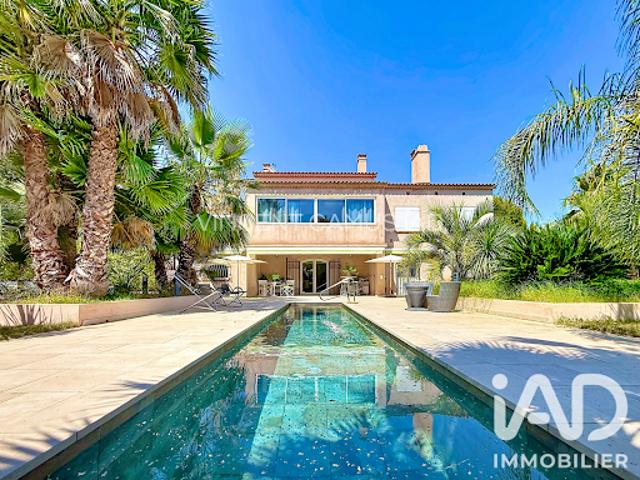 Vente Maison 6 pièces 243 m2 Sanary sur Mer
