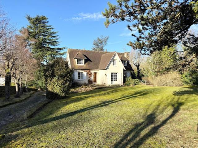 Vente Maison 6 pièces 256 m2 Santeny