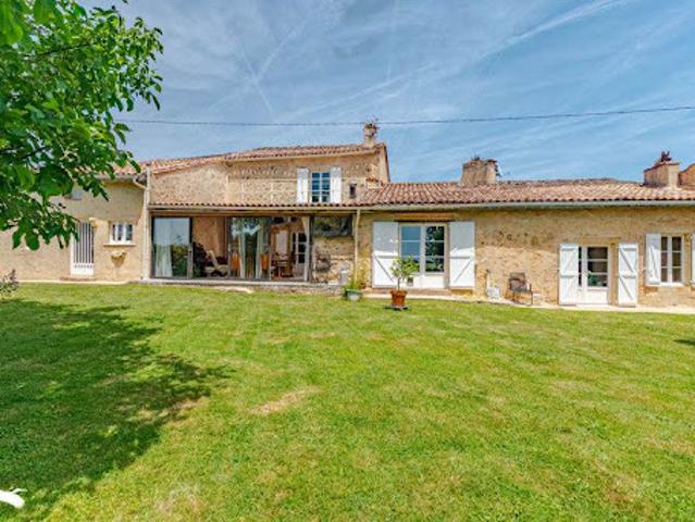 Vente Maison 6 pièces 258 m2 Monprimblanc