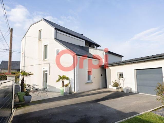 Vente Maison 6 pièces 250 m2 Peronne