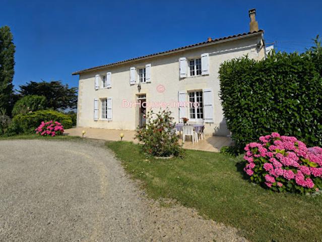 Vente Maison 6 pièces 268 m2 Cherveux