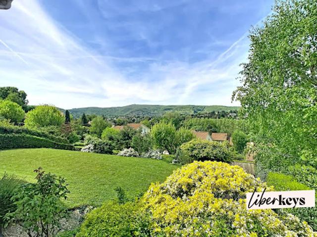 Vente Maison 6 pièces 260 m2 Fontaines Saint Martin